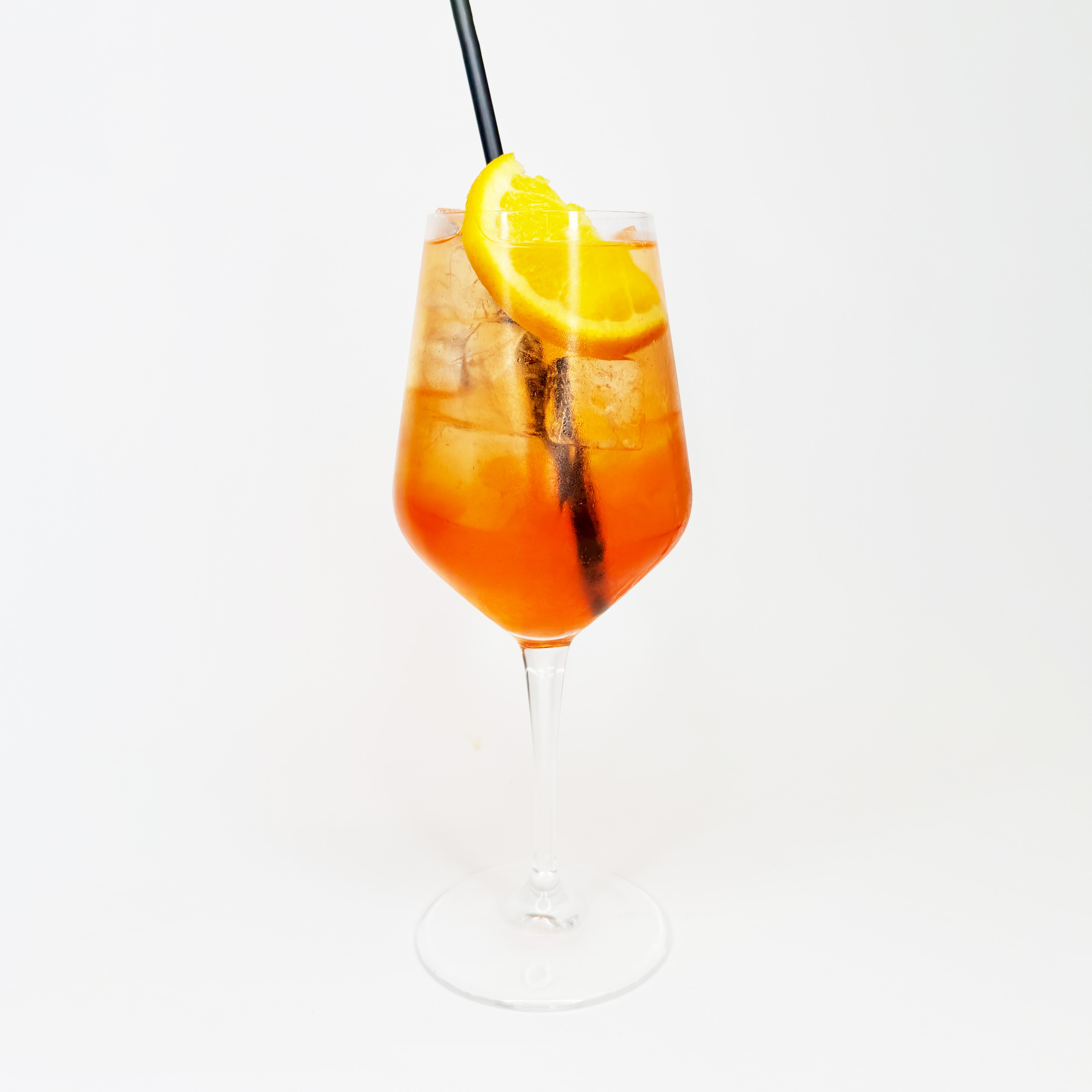 0.d.aperol-spritz-min.jpg